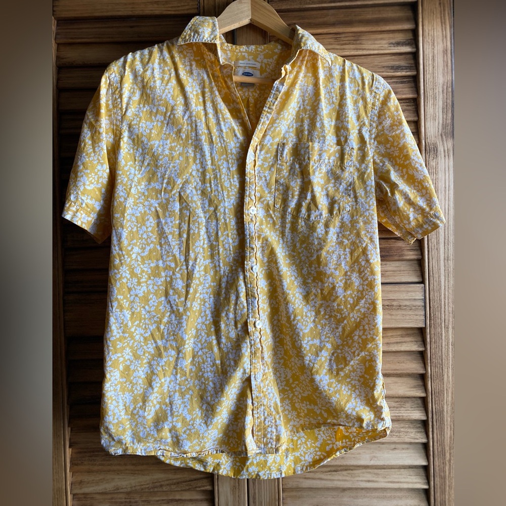 Old Navy Yellow and White Floral Men's Shirt